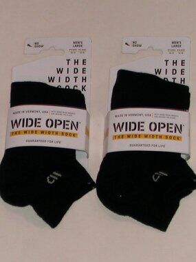 2 Pairs Wide Open from Darn Tough Vermont Mens LG Black Wide Width No Show Socks
